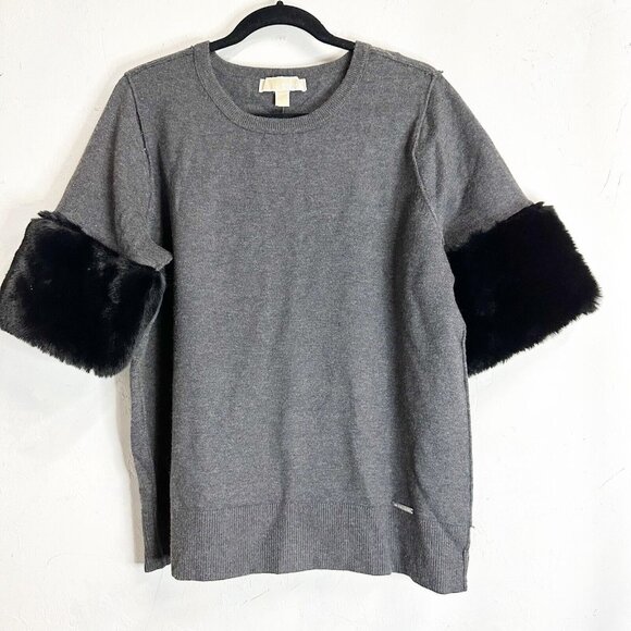 Michael Kors Womens Large Short Sleeve Sweater Top Gray NEW Faux Fur Sleeve - Picture 1 of 11